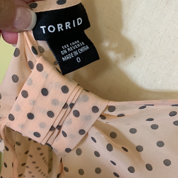 Women’s Torrid Sleeveless Top Size 0 - Picture 6 of 6